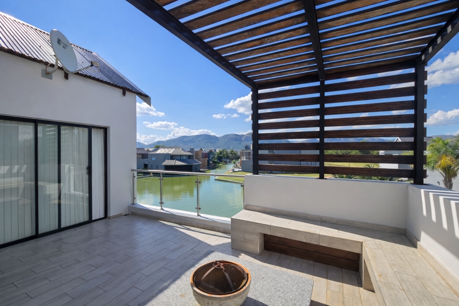 4 Bedroom Property for Sale in The Islands Estates North West